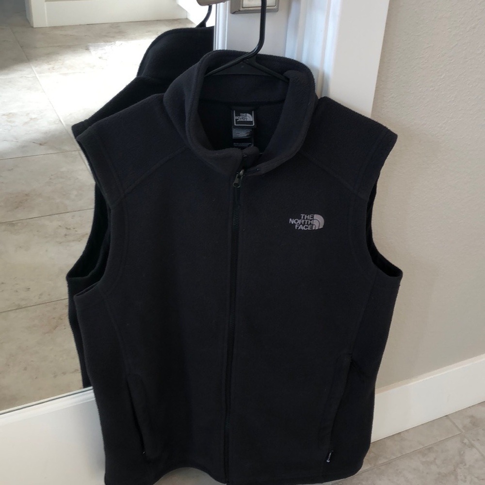 Men’s Northface fleece zip vest